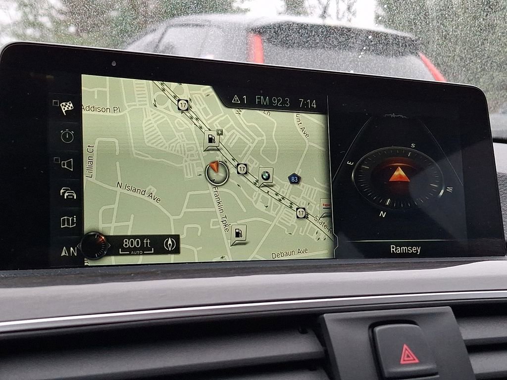 Used 2017 BMW 330i xDrive Sedan image 15