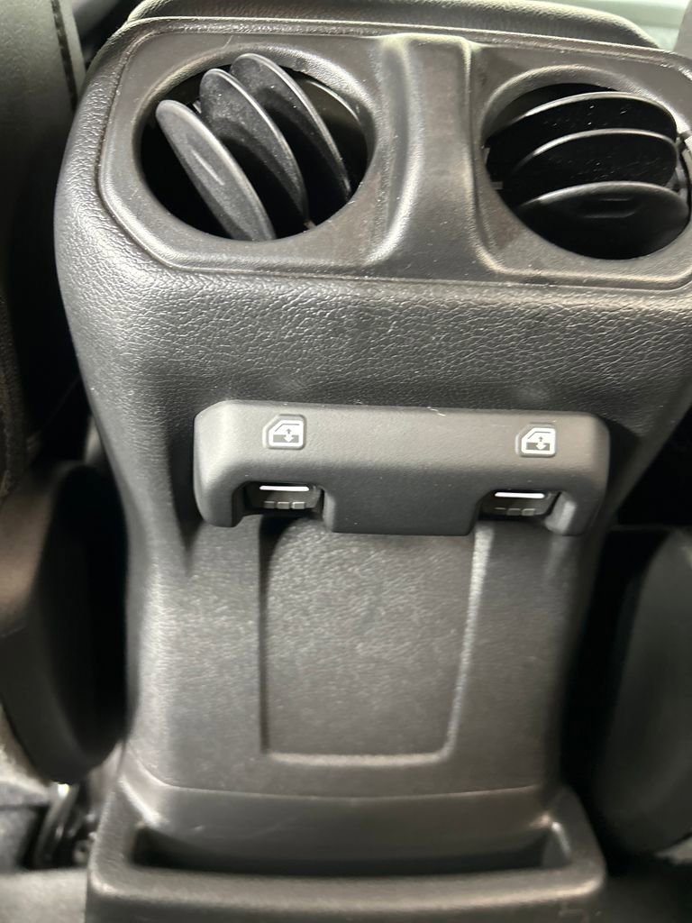 Used 2023 Jeep Wrangler Sport image 18