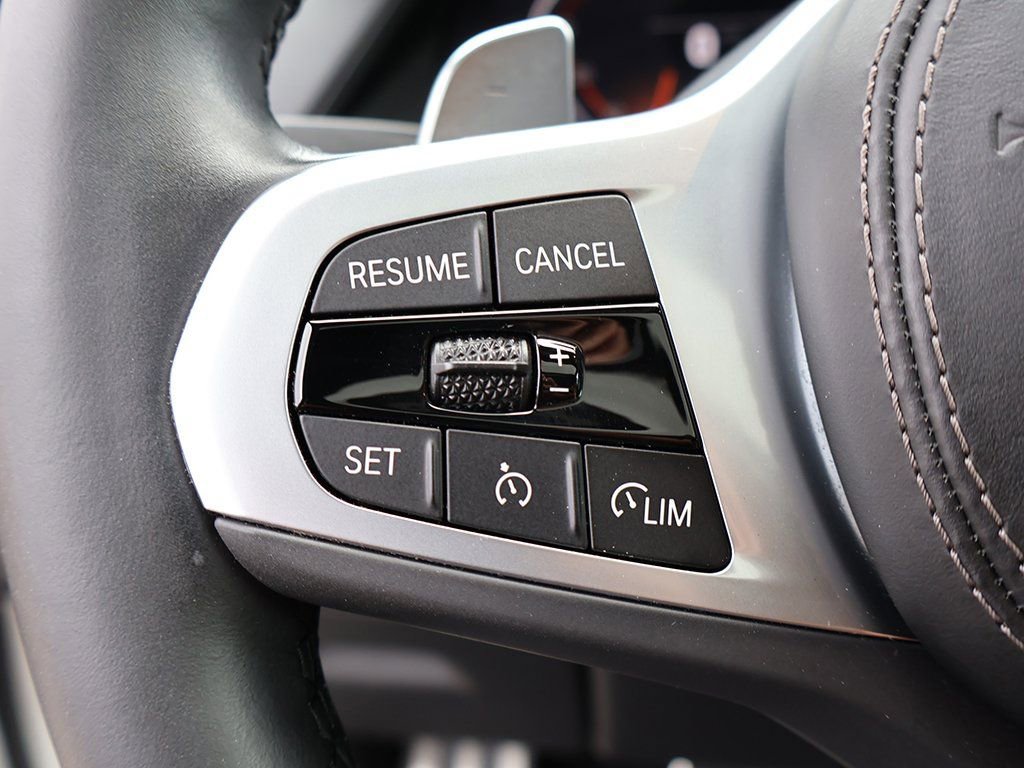 Used 2023 BMW X6 xDrive40i w/ M Sport Package image 43