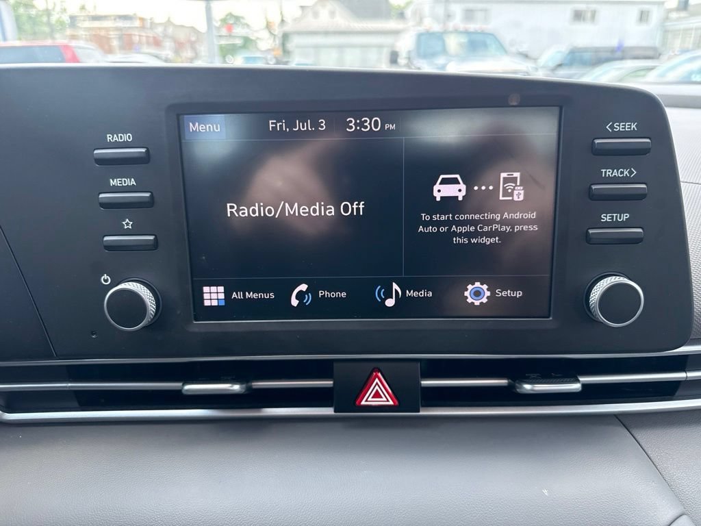 Used 2024 Hyundai Elantra SE FWD image 23