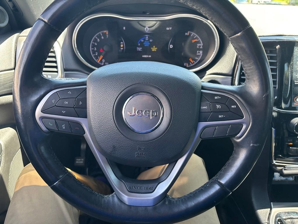Used 2020 Jeep Grand Cherokee Altitude AWD/4WD image 11