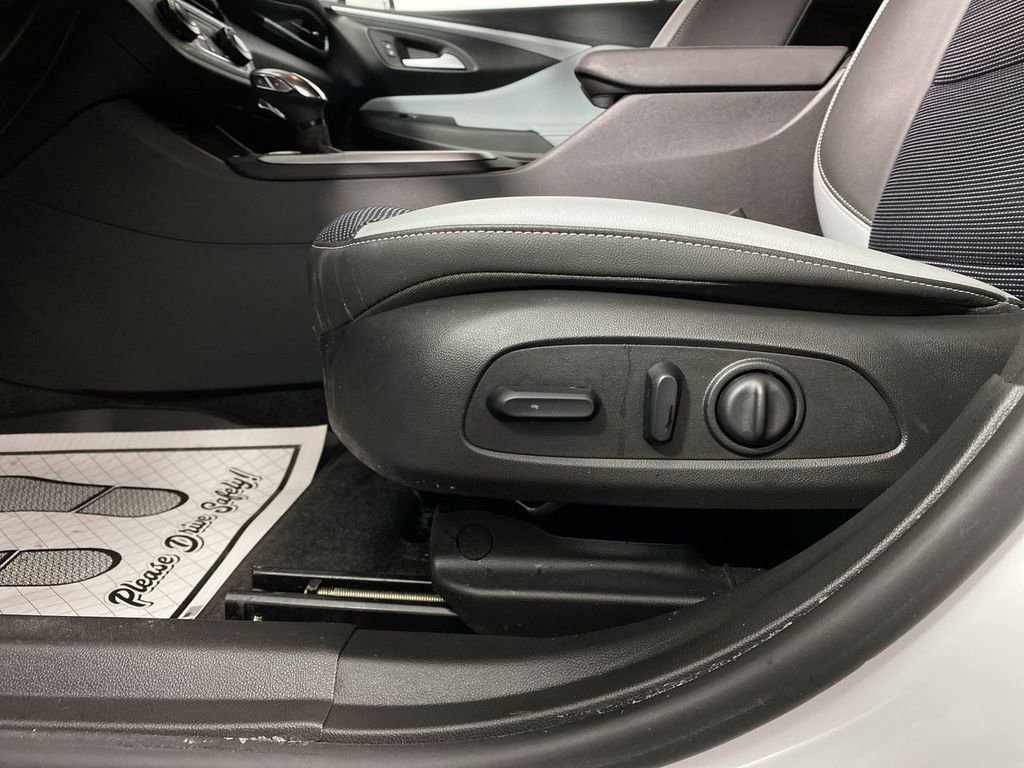 Certified 2024 Buick Envista Preferred w/ Convenience I Package image 12
