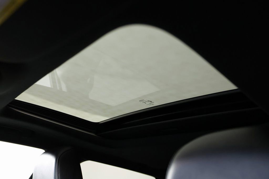 Used 2024 Dodge Durango GT image 33