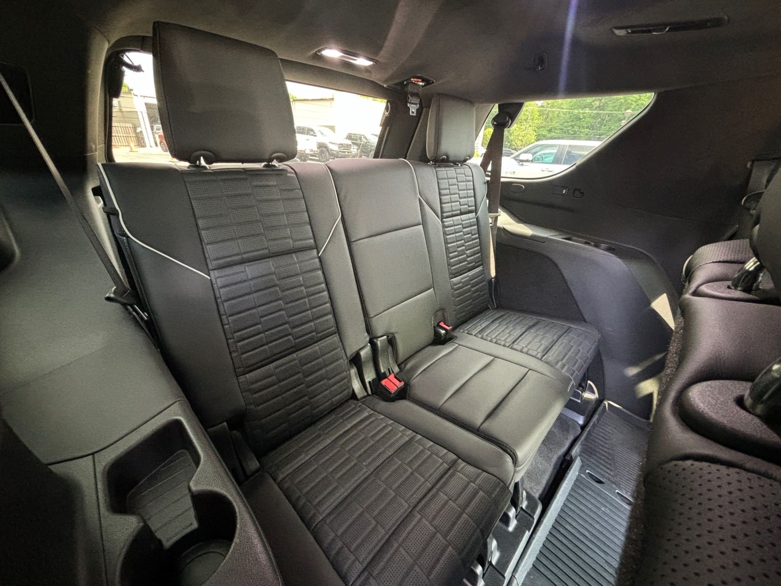 Used 2024 Cadillac Escalade Sport Platinum AWD/4WD image 18