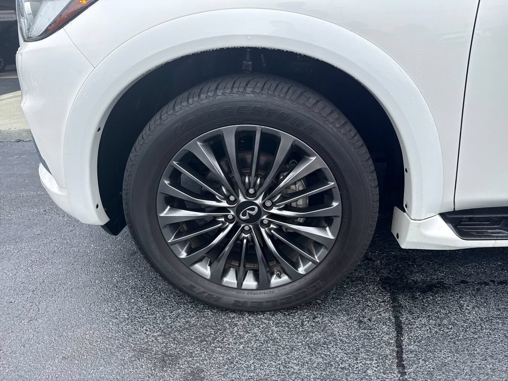 Used 2024 INFINITI QX80 Sensory w/ Cargo Package AWD/4WD image 31