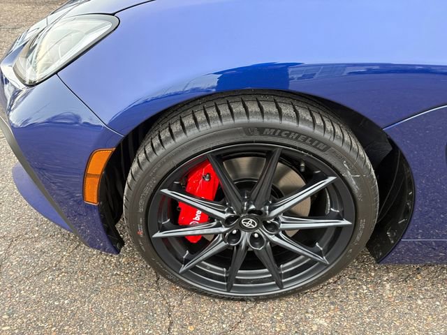 New 2025 Toyota GR86 Premium image 16