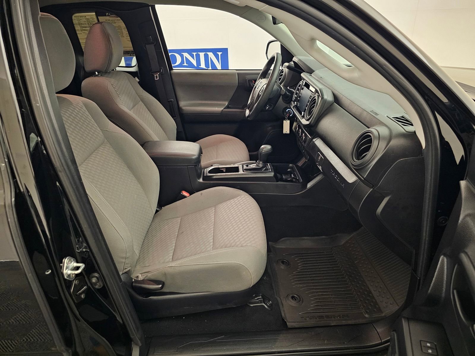 Used 2023 Toyota Tacoma SR image 28