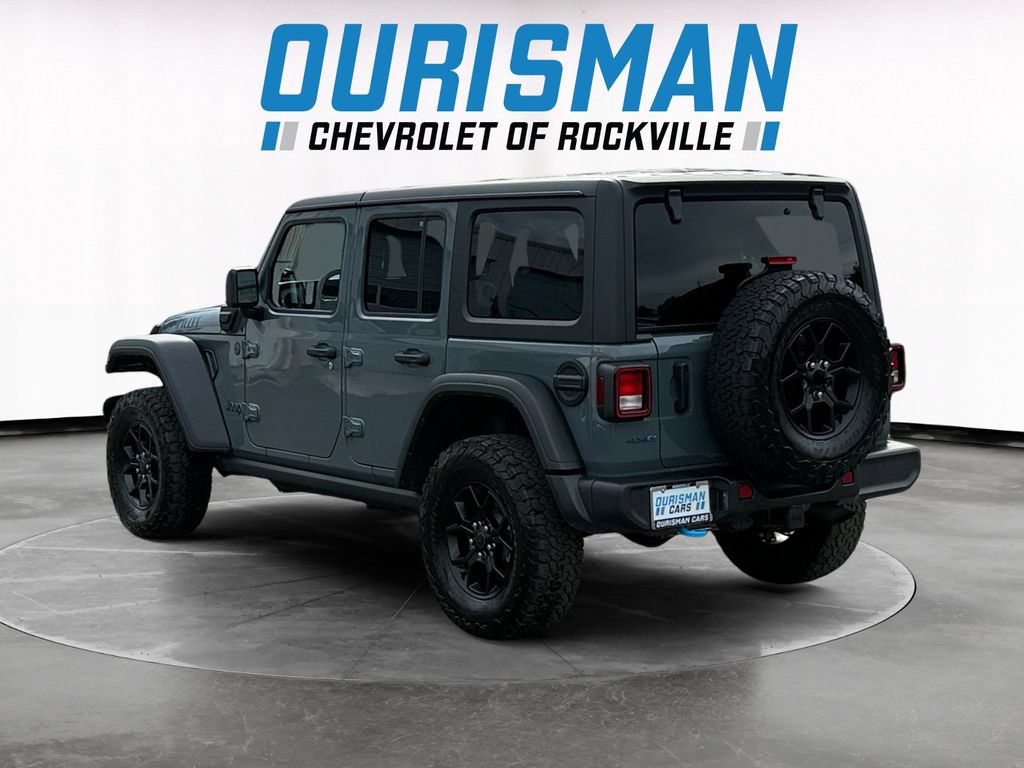 Used 2024 Jeep Wrangler Unlimited AWD/4WD image 4
