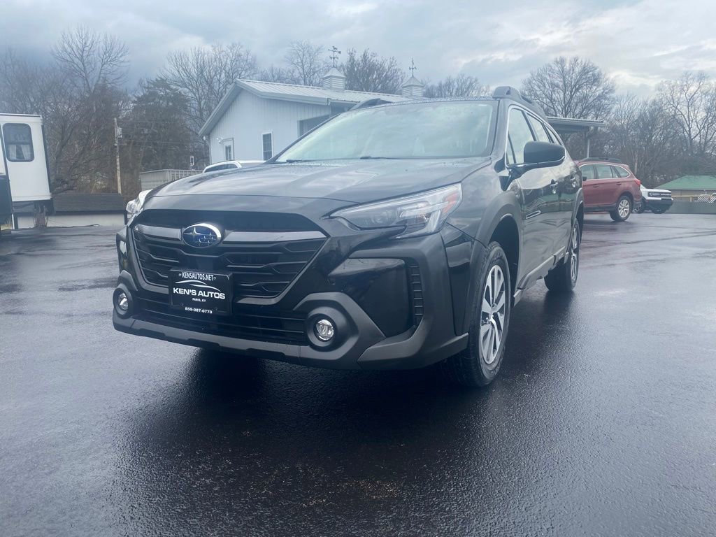Used 2023 Subaru Outback 2.5i