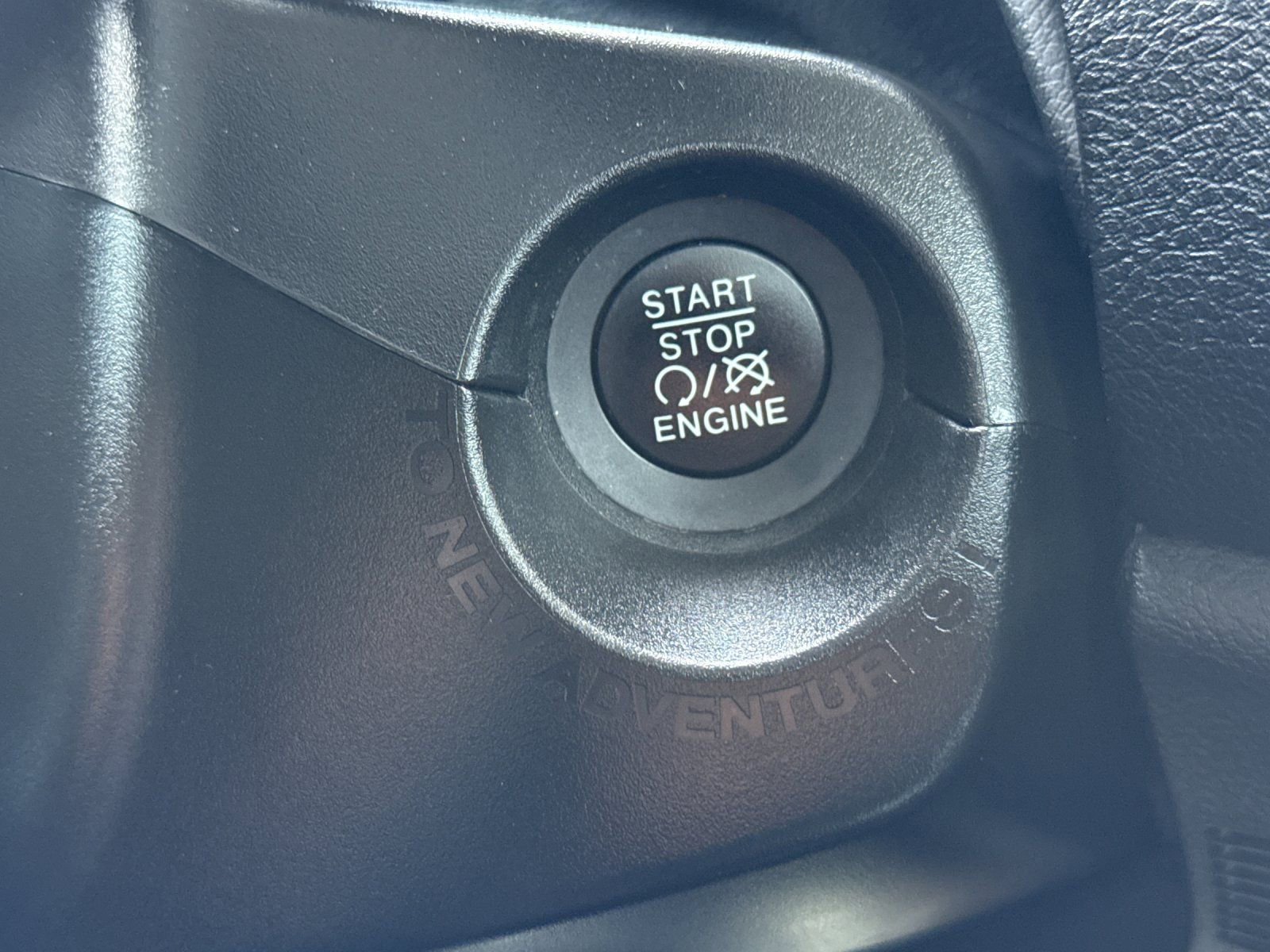 Used 2022 Jeep Renegade Latitude image 22