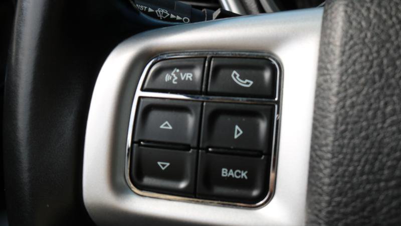 Used 2020 Dodge Journey SE w/ SE Popular Equipment Group image 12