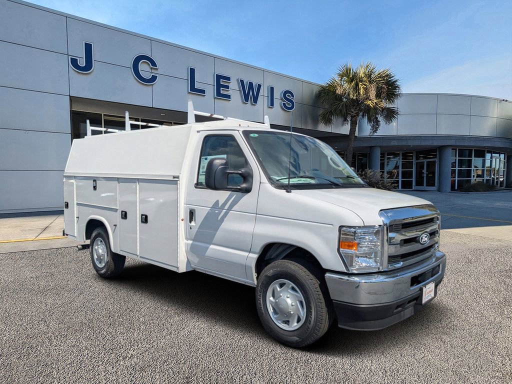 New 2026 Ford E-350 and Econoline 350 Super Duty w/ Power Equipment Group