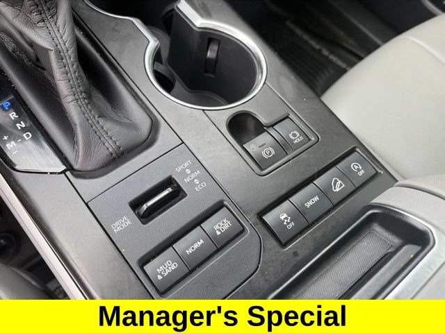 Used 2020 Toyota Highlander XLE AWD/4WD image 28