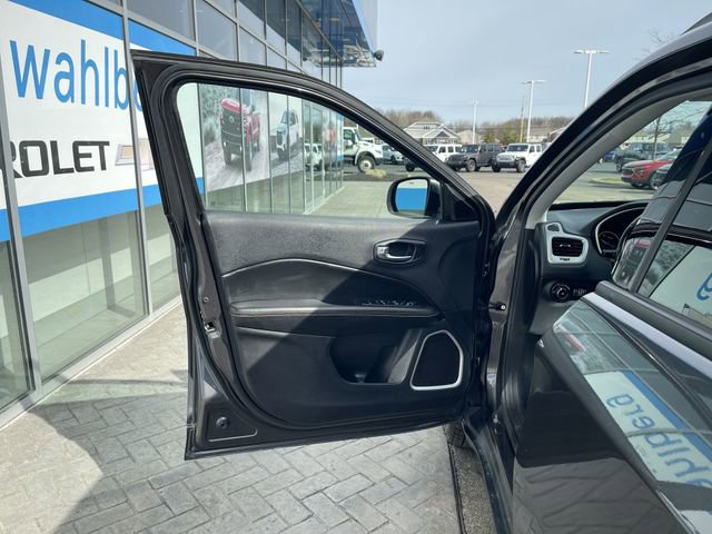 Used 2019 Jeep Compass Latitude image 22