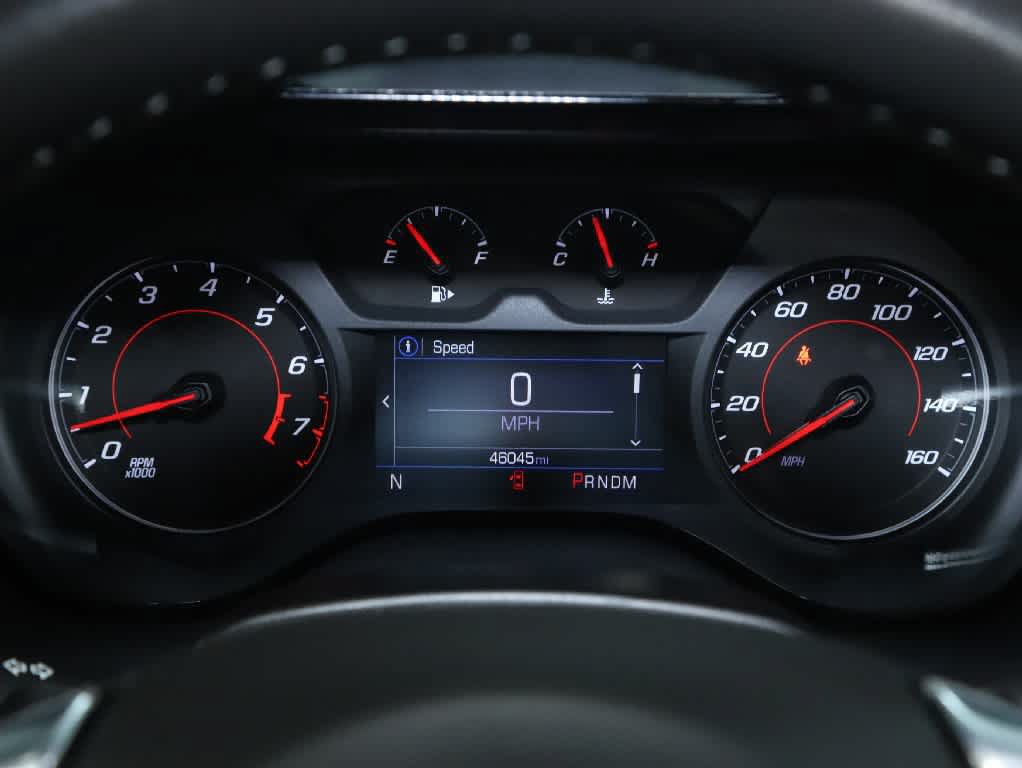 Used 2022 Chevrolet Camaro LT RWD image 27