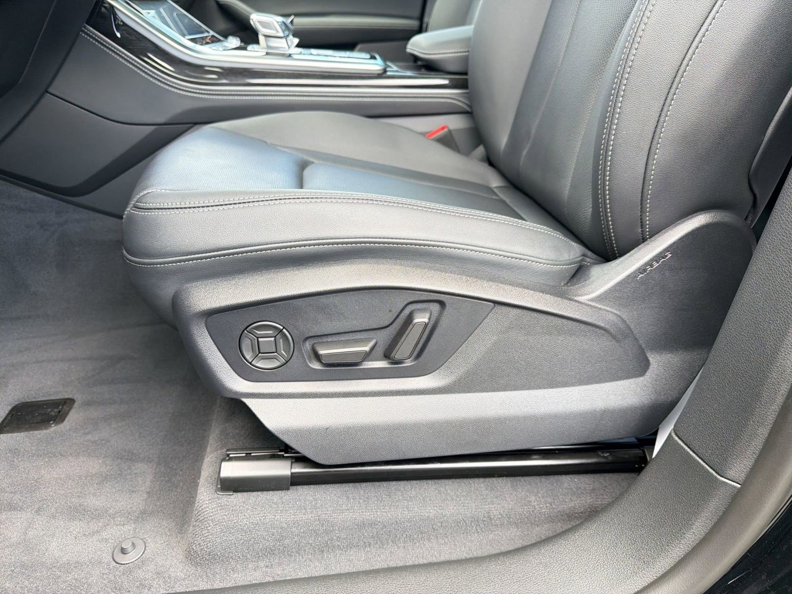 New 2026 Audi Q8 Premium Plus AWD/4WD image 14