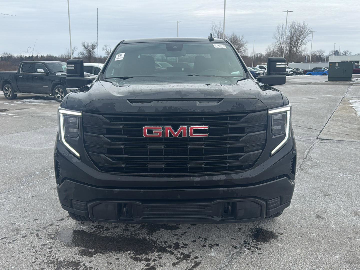 Used 2023 GMC Sierra 1500 Pro w/ Graphite Edition image 2