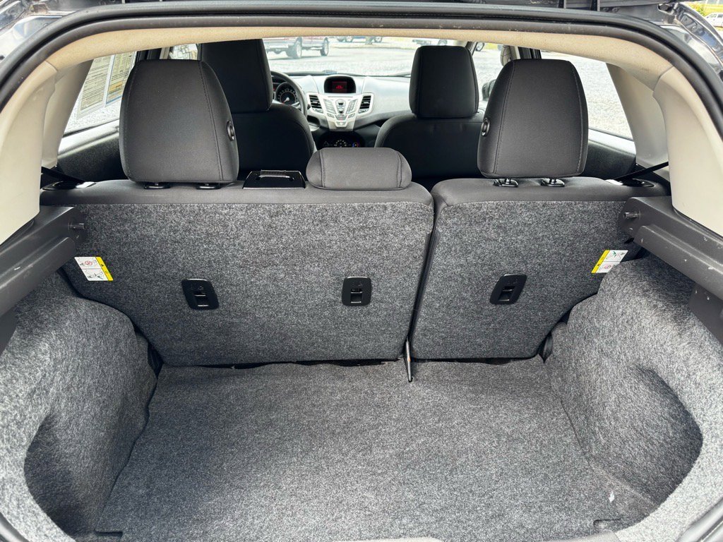 Used 2012 Ford Fiesta SE image 20