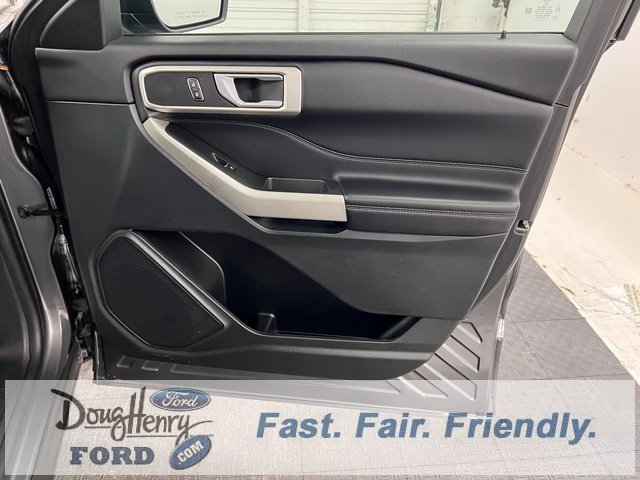Used 2023 Ford Explorer XLT w/ Equipment Group 202A image 39