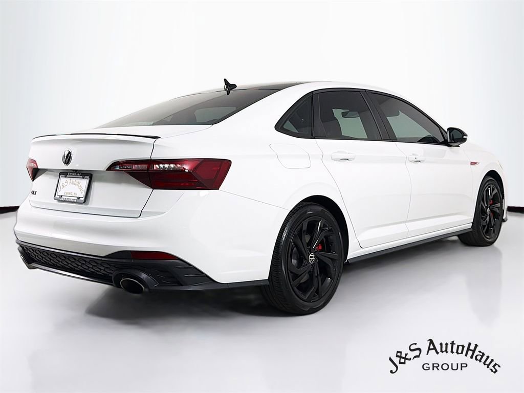 Used 2024 Volkswagen Jetta GLI Autobahn w/ GLI Black Package image 7