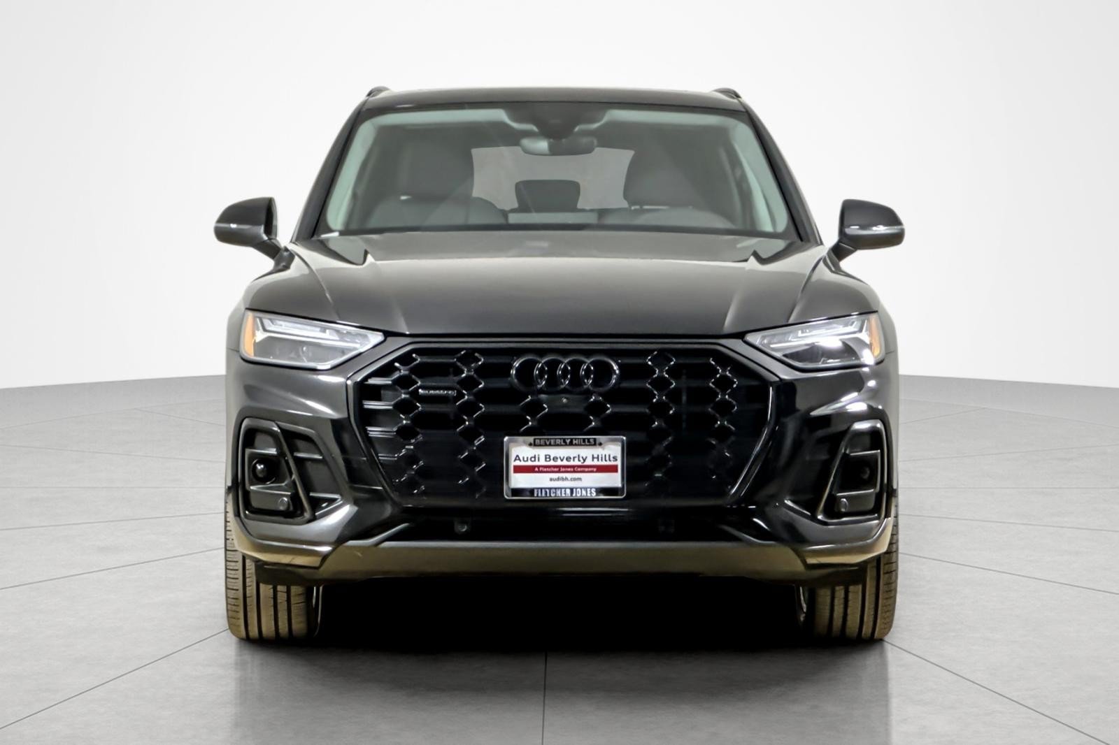 Used 2023 Audi Q5 e Premium Plus w/ Premium Plus Package AWD/4WD image 8