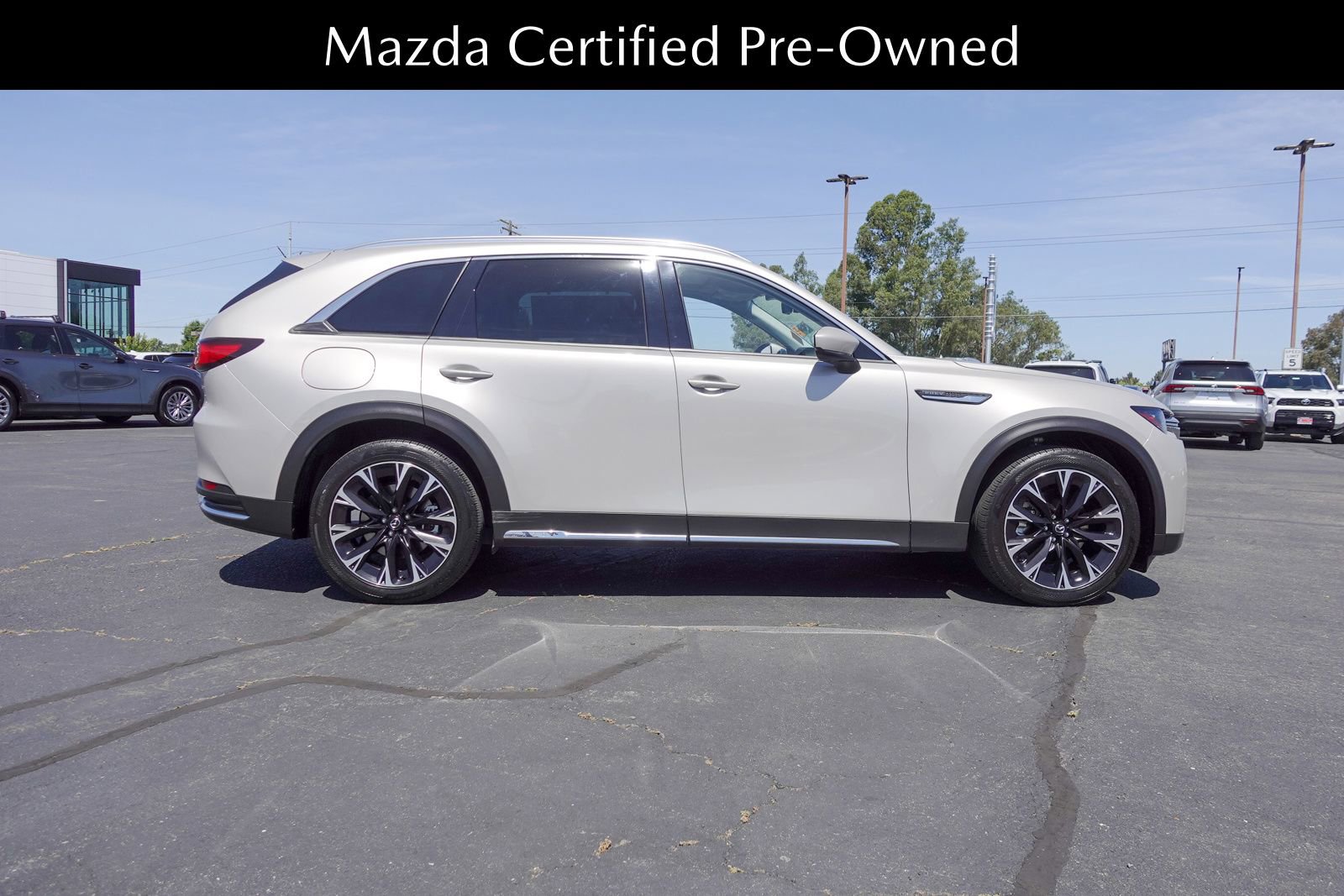 Certified 2024 MAZDA CX-90 Plug-In Hybrid w/ Premium Pkg AWD/4WD image 2