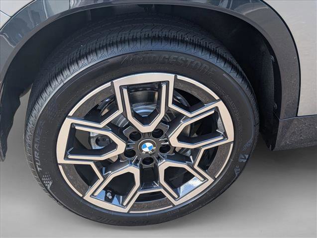 Used 2025 BMW X1 xDrive28i w/ Convenience Package AWD/4WD image 22