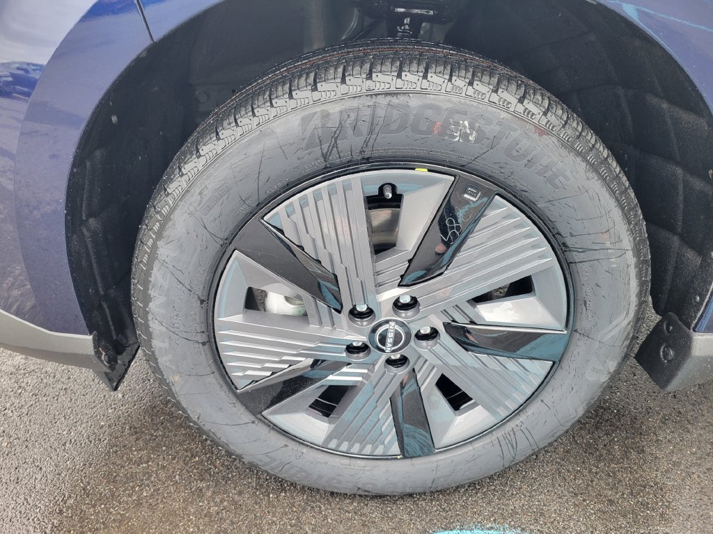 New 2025 Nissan Murano SL w/ Cargo Package AWD/4WD image 13