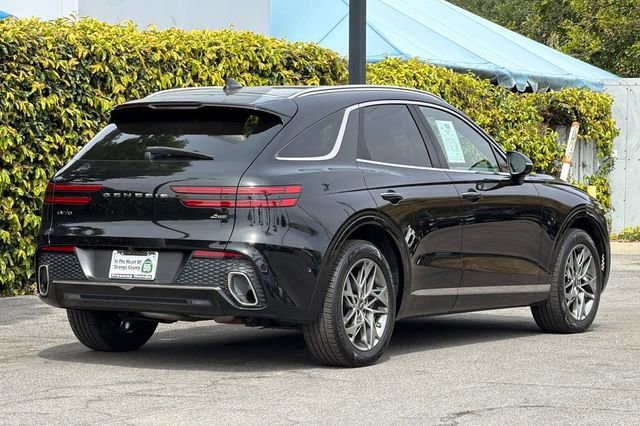 Used 2022 Genesis GV70 2.5T w/ Advanced Package image 4