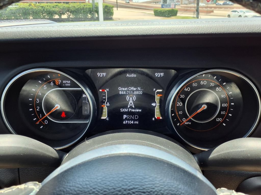 Used 2020 Jeep Gladiator Overland w/ LED Lighting Group AWD/4WD image 14