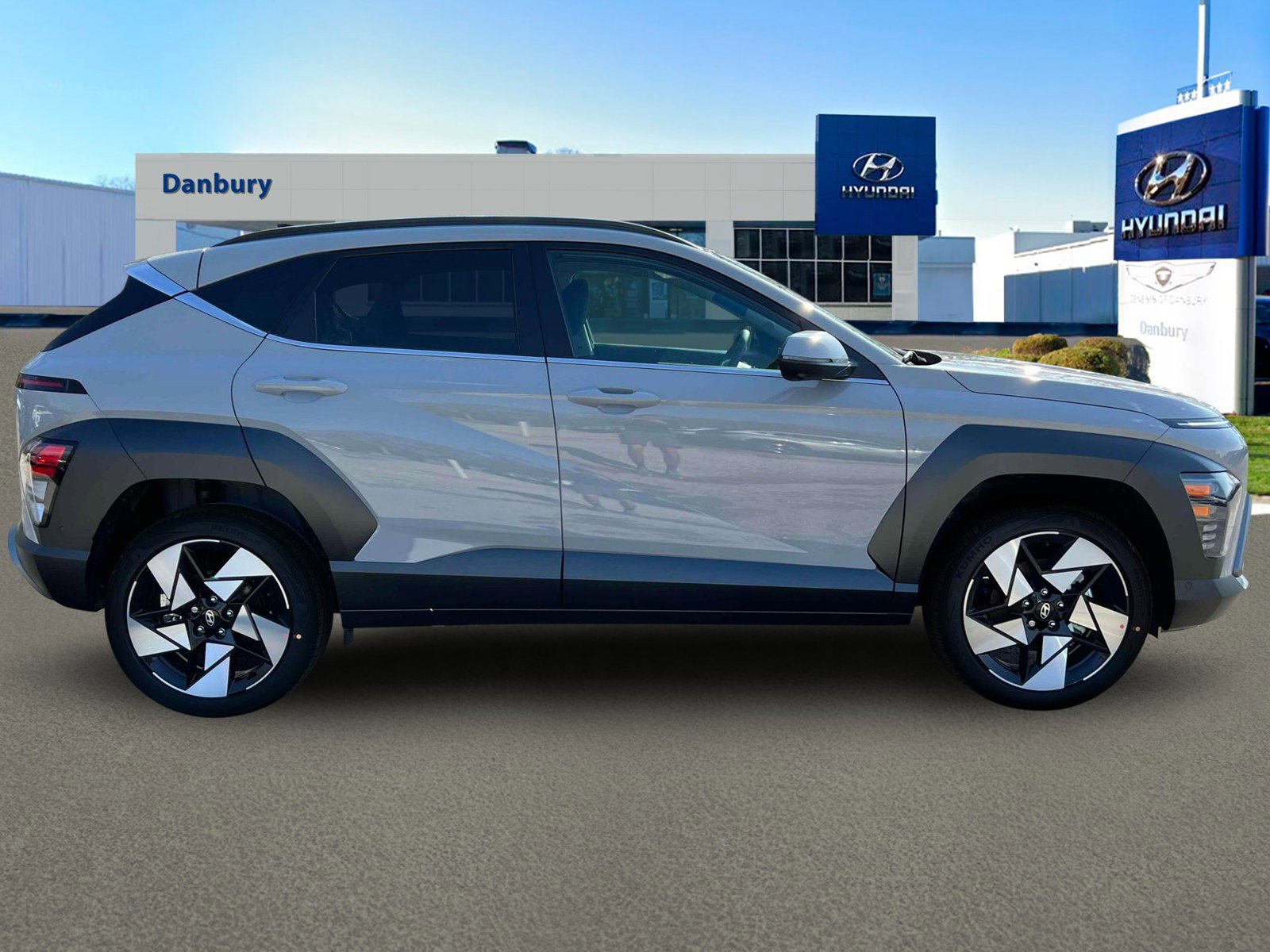 New 2024 Hyundai Kona Limited image 9