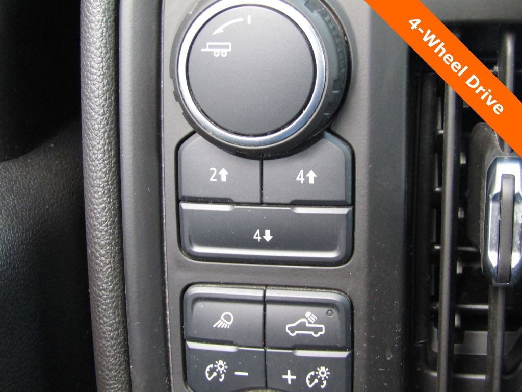 Used 2025 Chevrolet Silverado 2500 W/T w/ WT Convenience Package image 6