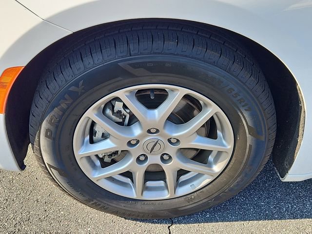 Used 2024 Chrysler Pacifica Touring-L image 25