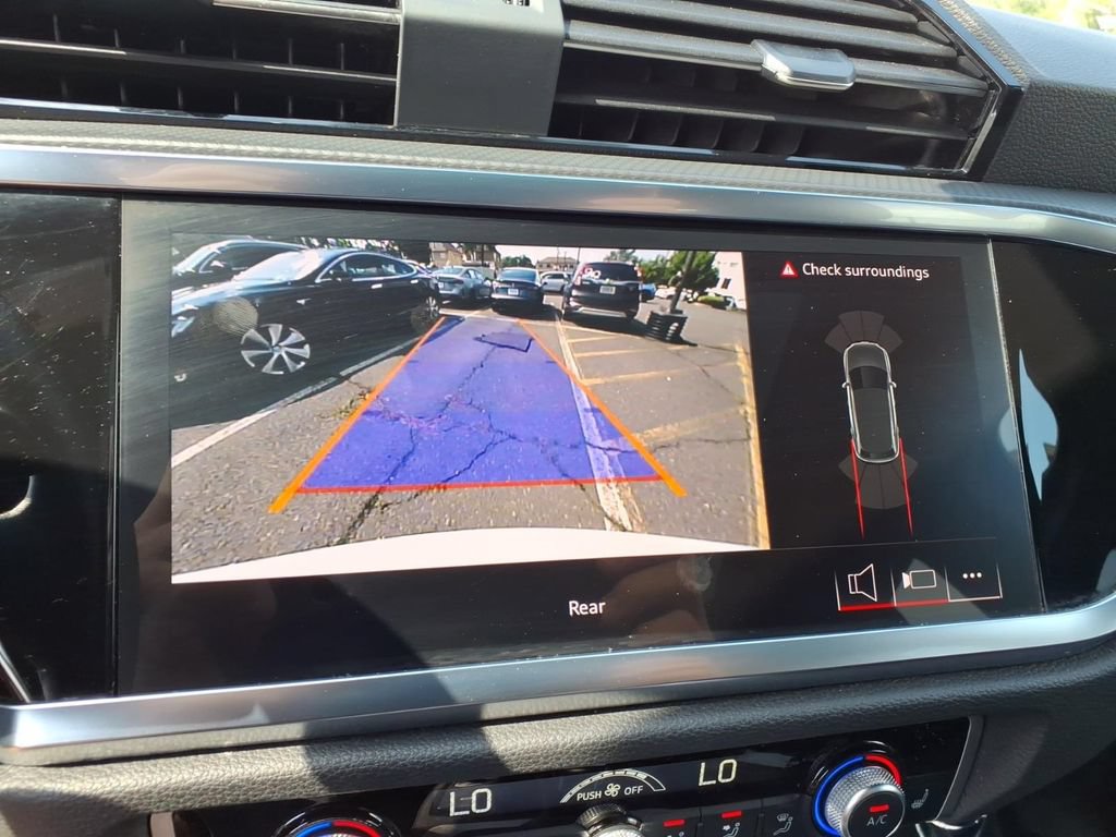 Used 2025 Audi Q3 2.0T Premium AWD/4WD image 24