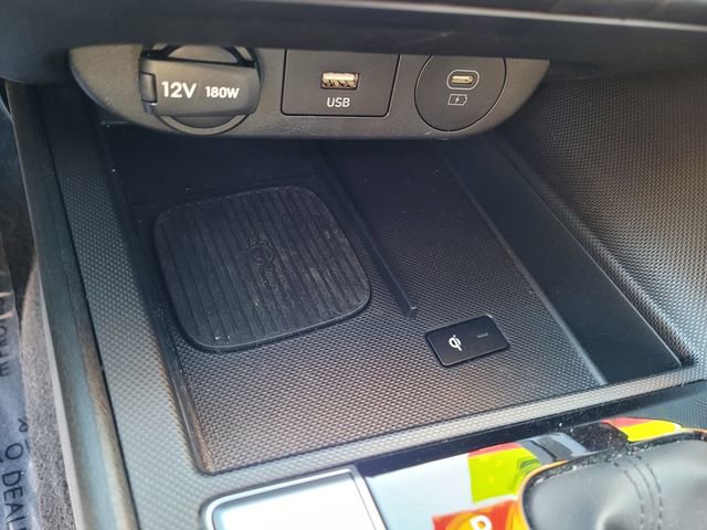 Used 2025 Hyundai Elantra SEL image 22