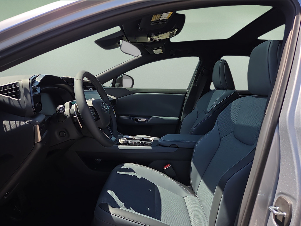 New 2026 Lexus RZ 350e 2WD image 20