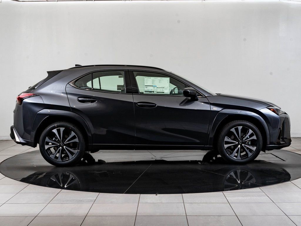 New 2026 Lexus UX 300h AWD image 11