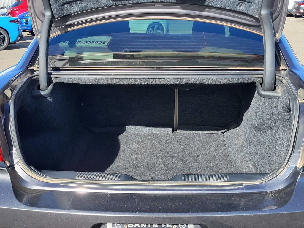 Used 2013 Dodge Charger SE w/ Connectivity Group image 29