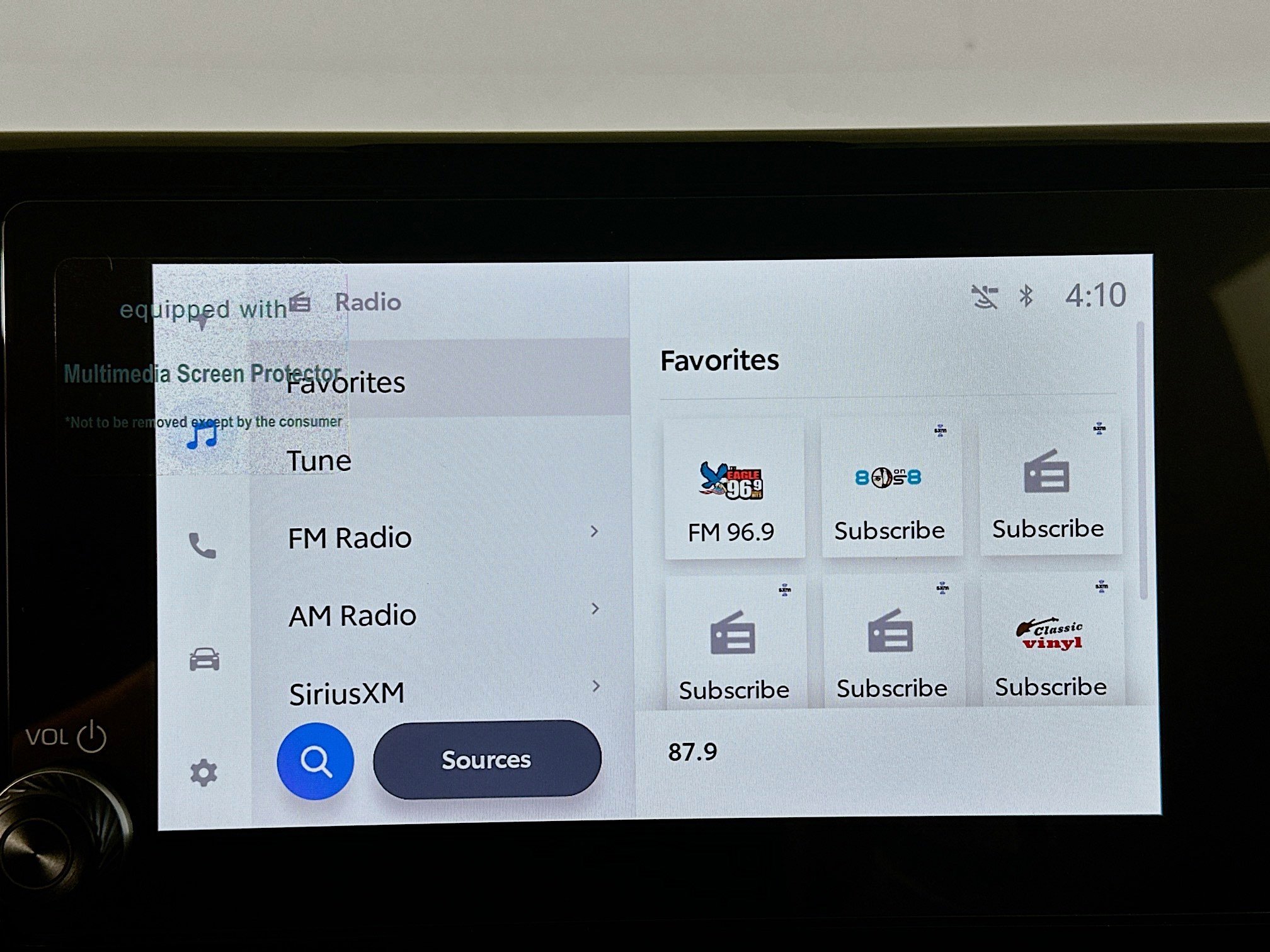Used 2025 Toyota RAV4 LE image 21