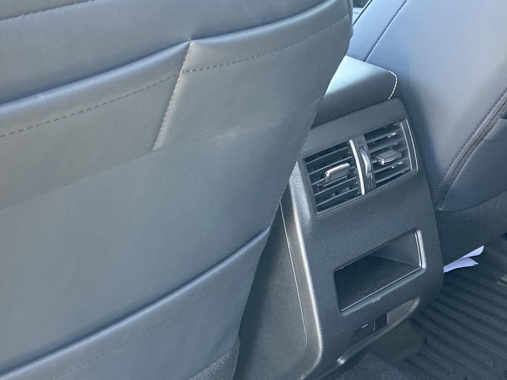 New 2026 Mitsubishi Outlander AWD image 18