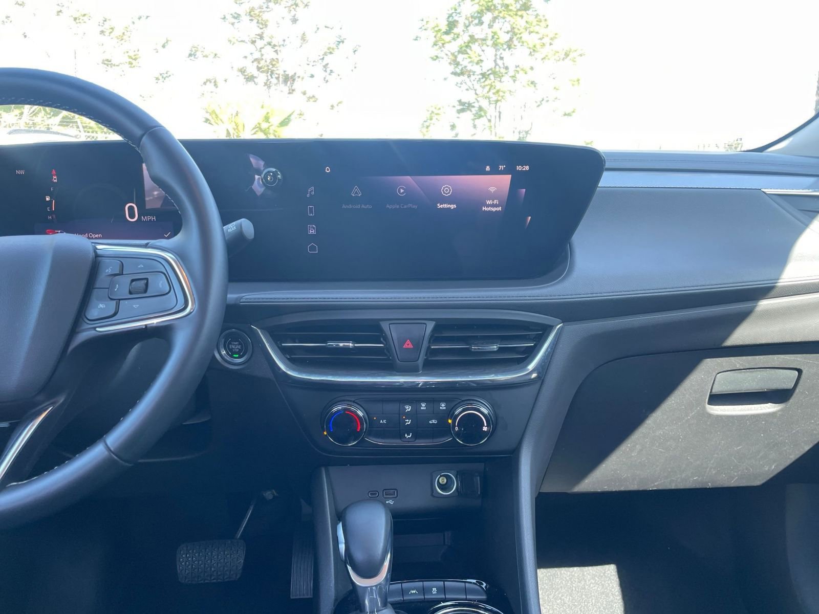 Used 2025 Buick Encore GX Preferred image 17