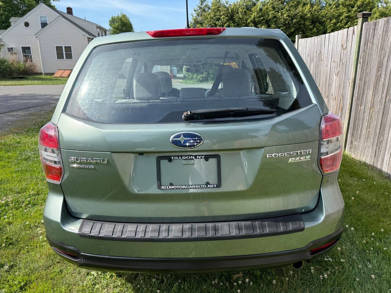 Used 2015 Subaru Forester 2.5i AWD/4WD image 8
