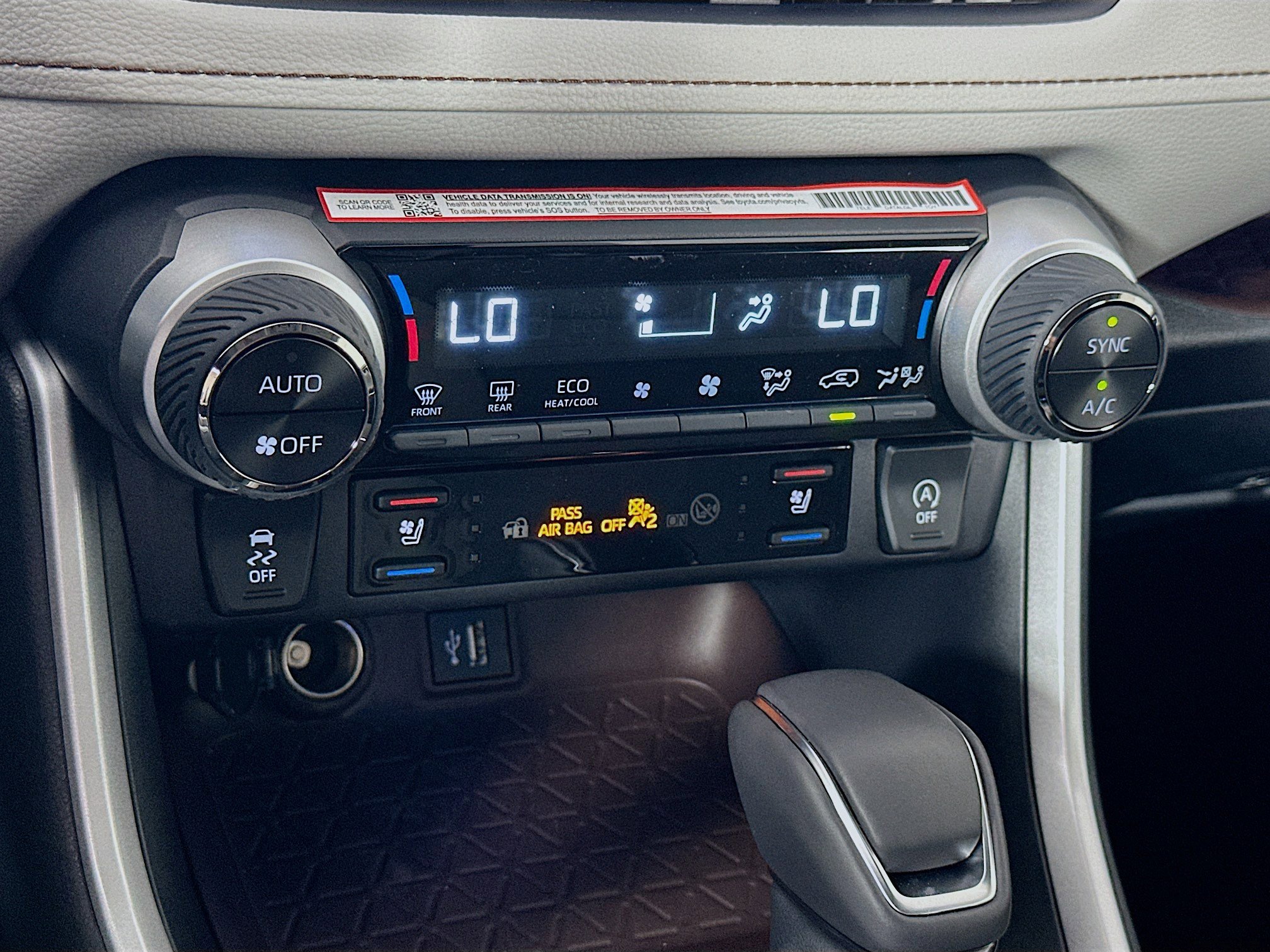 Used 2025 Toyota RAV4 Limited w/ Weather Package image 23