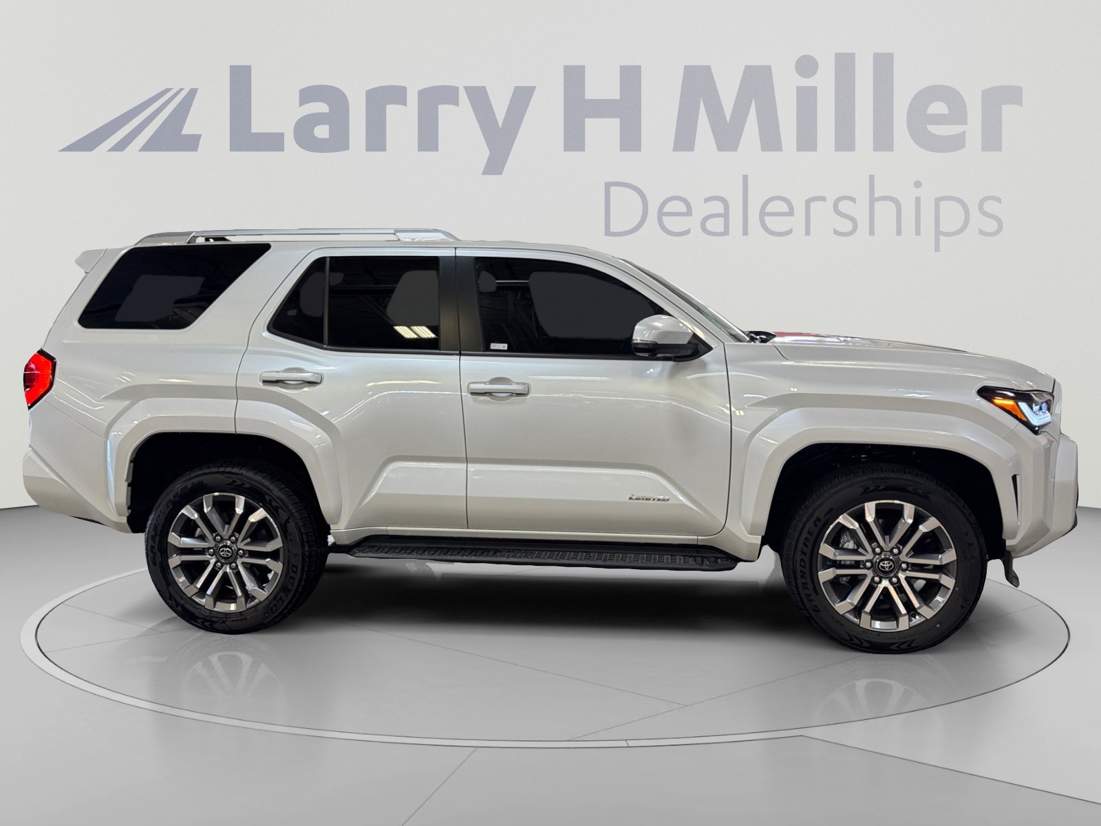 Certified 2026 Toyota 4Runner Limited AWD/4WD image 6