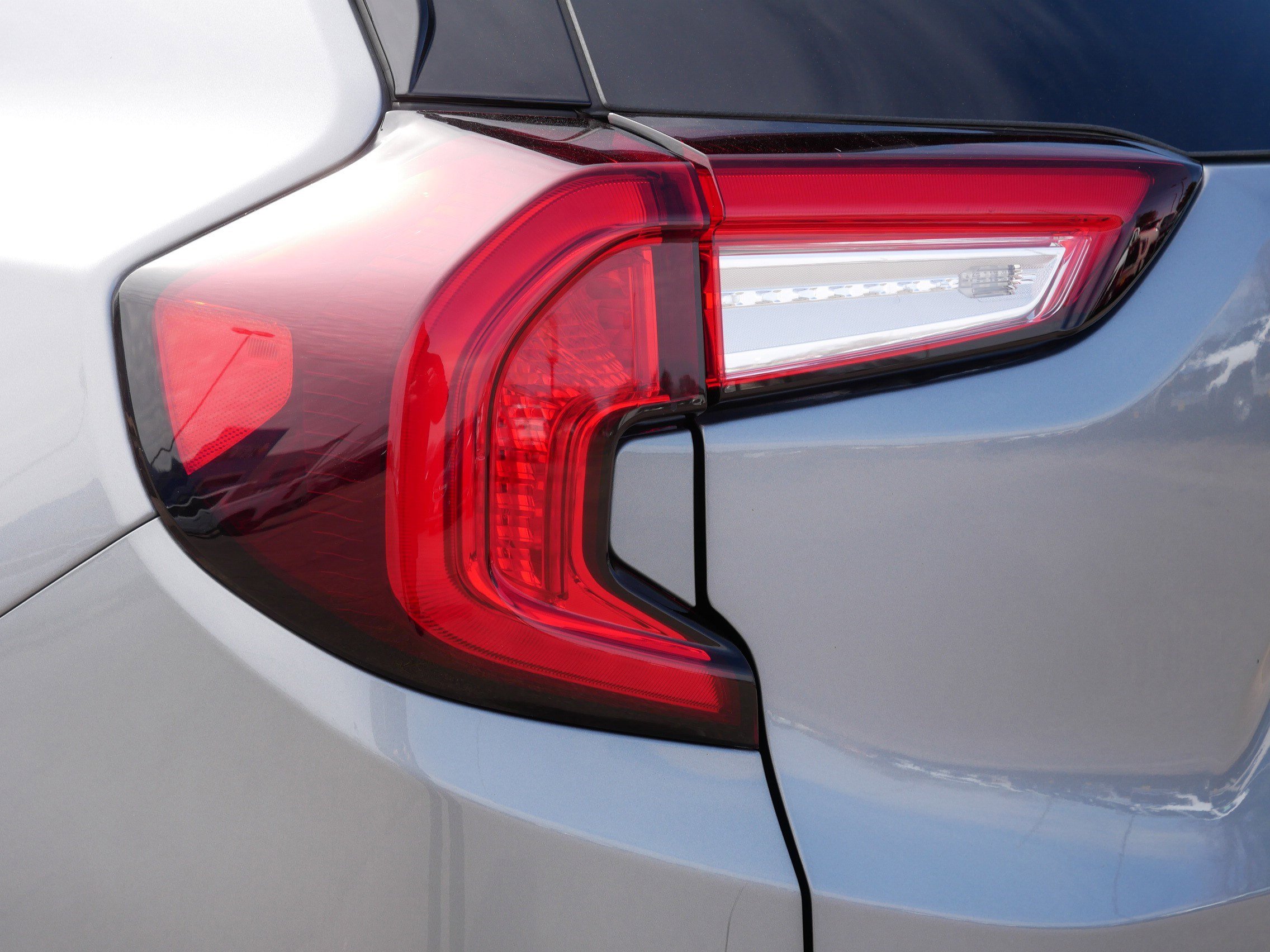 Used 2024 GMC Terrain SLT w/ Infotainment Package II AWD/4WD image 17