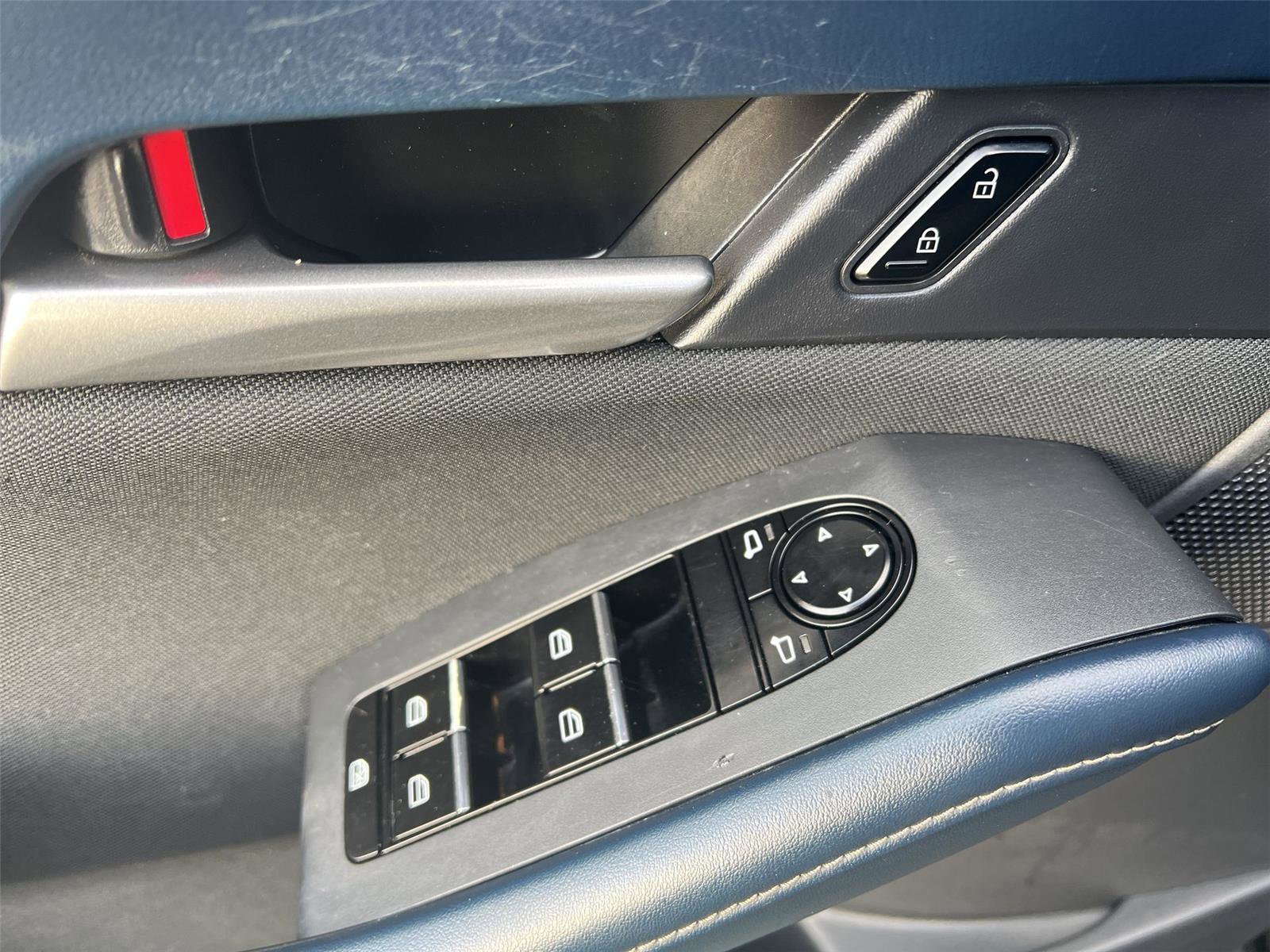 Used 2020 MAZDA CX-30 AWD image 12