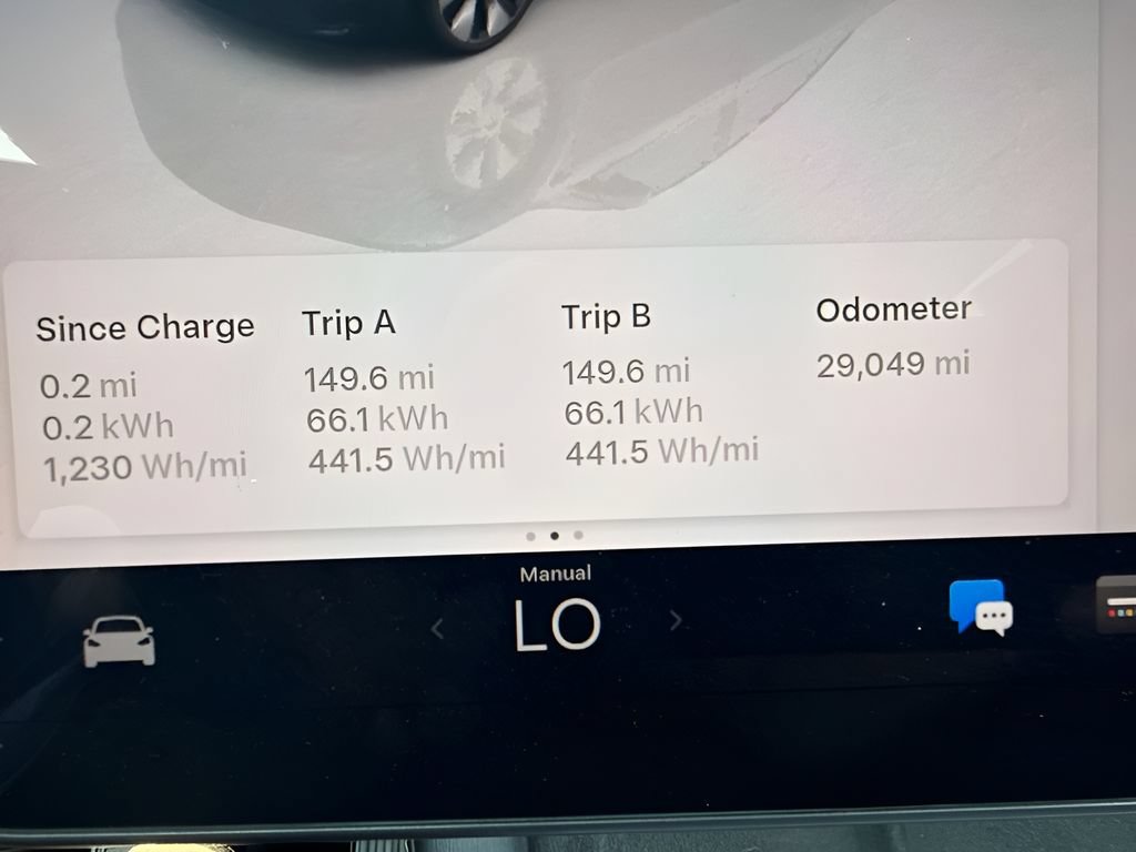 Used 2024 Tesla Model Y Long Range AWD/4WD image 15