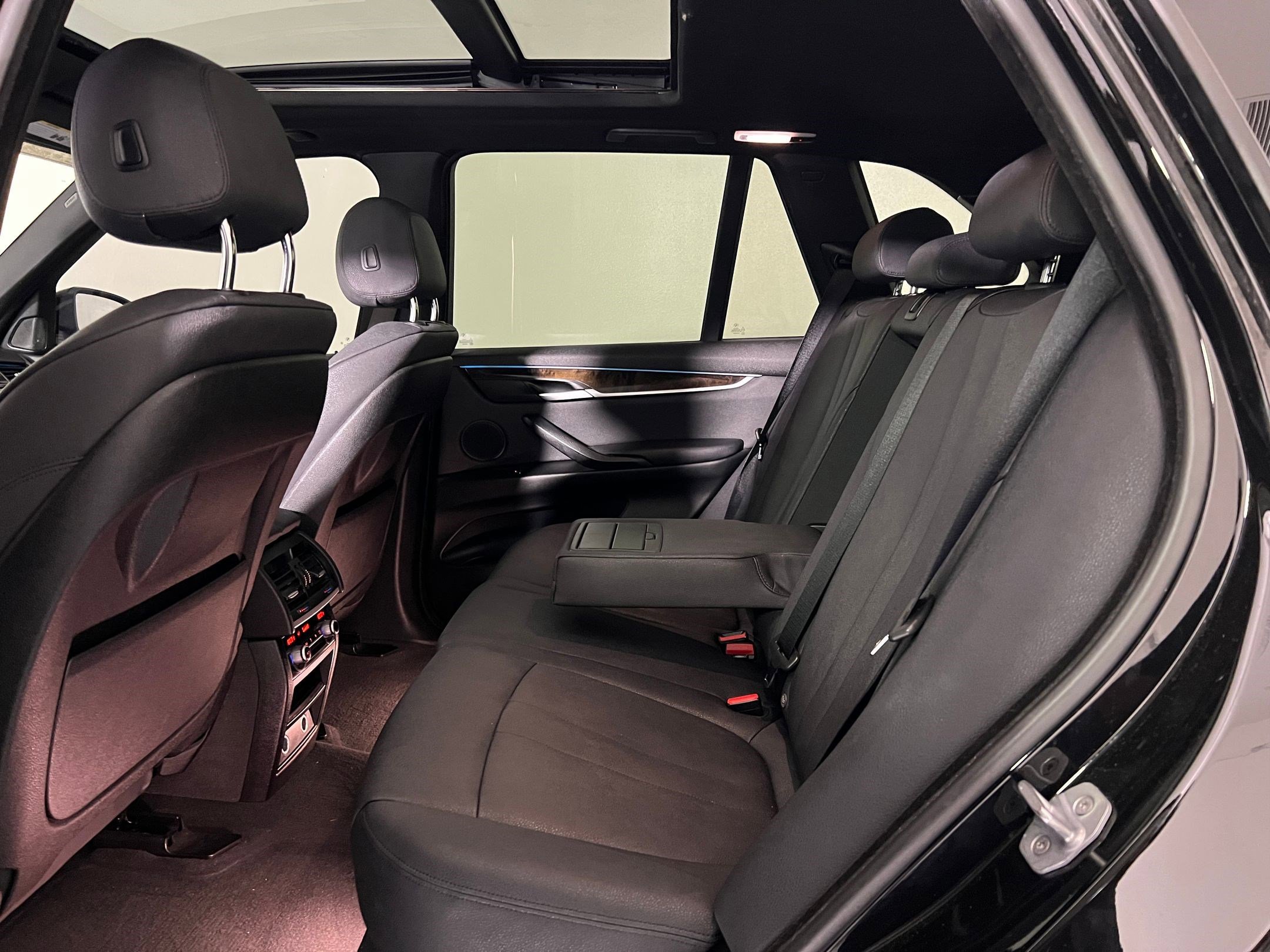 Used 2018 BMW X5 sDrive35i image 12