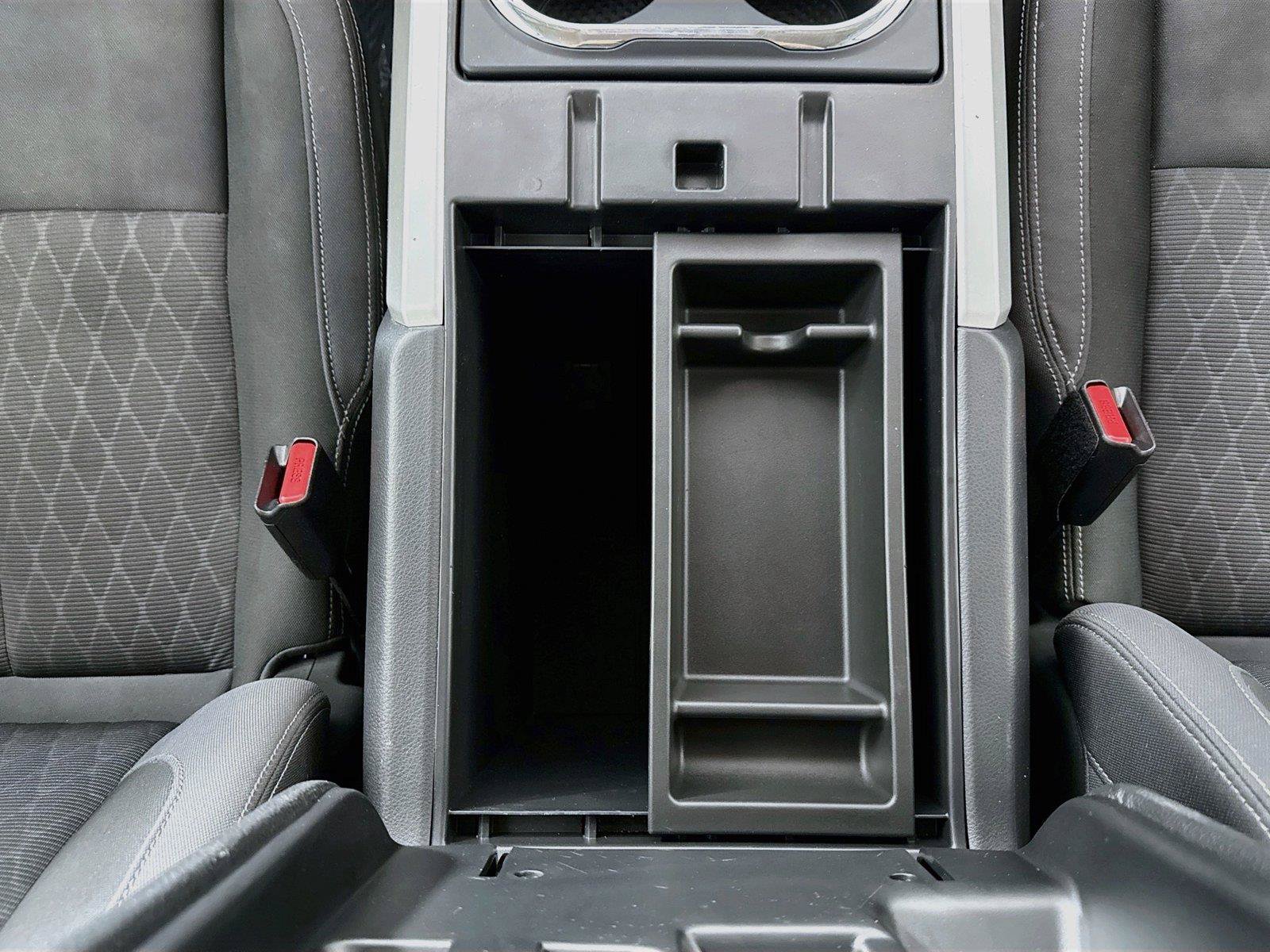 Used 2021 Nissan Titan SV w/ SV Convenience Package RWD image 31