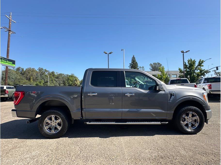 Used 2021 Ford F150 XLT w/ Equipment Group 302A High AWD/4WD image 9
